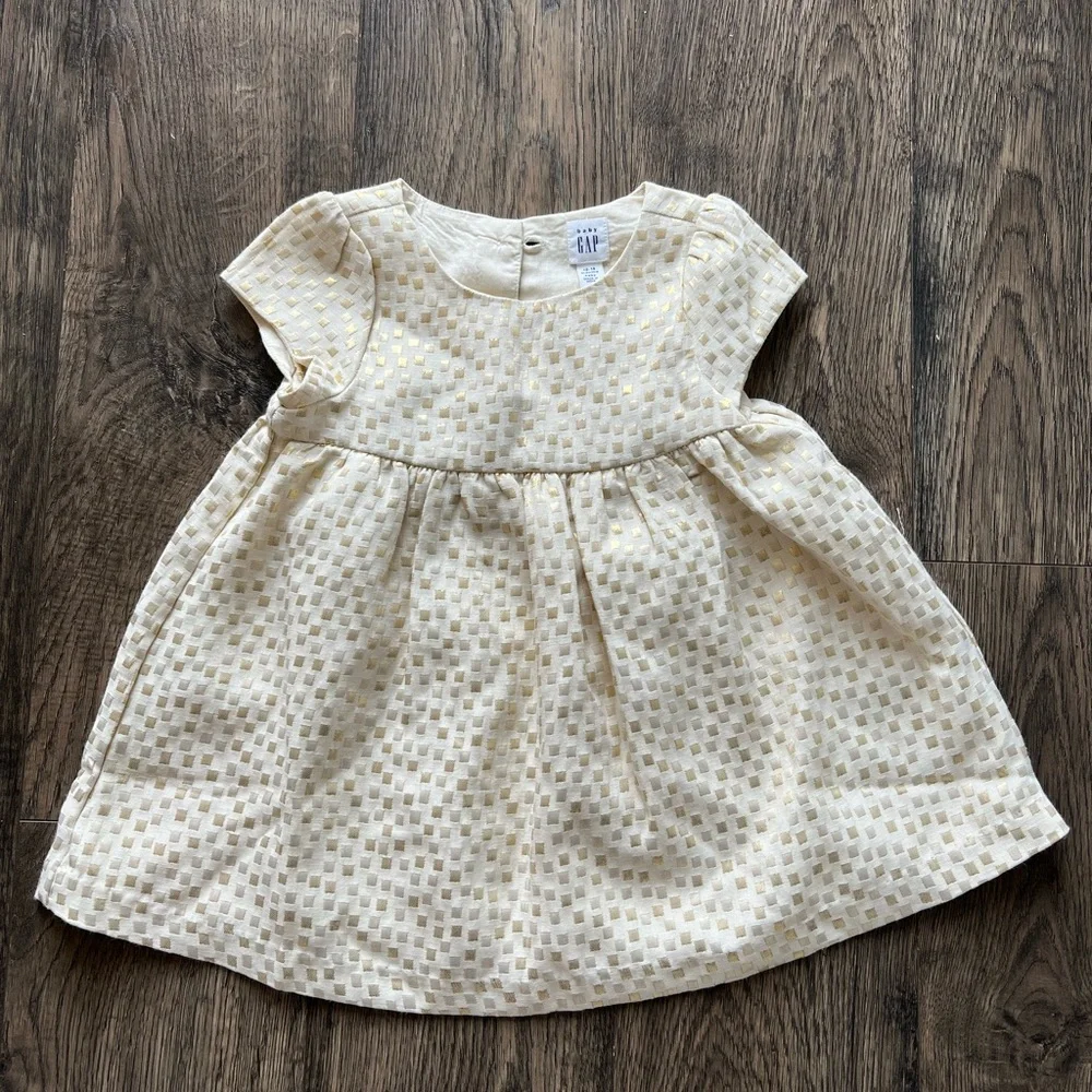 ⭐️ Gap Gold Holiday Dress ⭐️ 12-18 Months